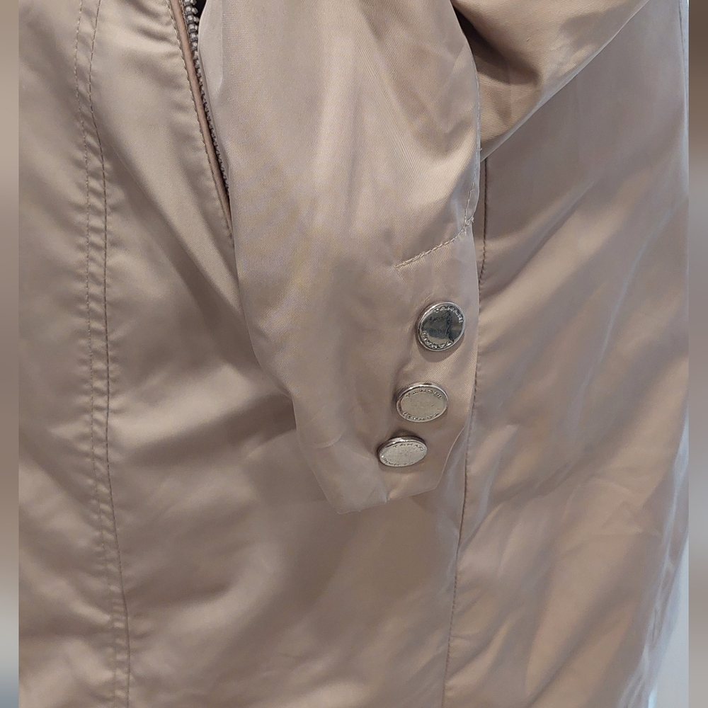 Tahari Women's Tan Puffer Jacket - Picture 4 of 14